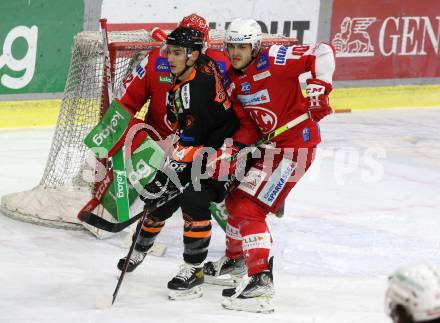 EBEL. Eishockey Bundesliga. KAC gegen	Moser Medical Graz99ers. Thomas Vallant,  (KAC), Daniel Oberkofler  (Graz). Klagenfurt, am 6.1.2022.
Foto: Kuess
www.qspictures.net

---
pressefotos, pressefotografie, kuess, qs, qspictures, sport, bild, bilder, bilddatenbank