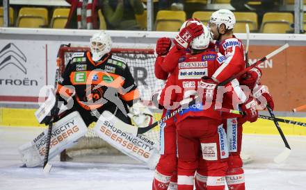 EBEL. Eishockey Bundesliga. KAC gegen	Moser Medical Graz99ers. Torjubel Manuel Geier, Daniel Obersteiner, Manuel Ganahl, Paul Postma (KAC). Klagenfurt, am 6.1.2022.
Foto: Kuess
www.qspictures.net

---
pressefotos, pressefotografie, kuess, qs, qspictures, sport, bild, bilder, bilddatenbank