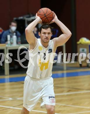 Basketball Zweite Liga 2021/2022. Grunddurchgang 12. Runde.  Woerthersee Piraten gegen KOS Celovec.  Jan-Arne Apschner (Piraten). Klagenfurt, am 8.1.2022. 
Foto: Kuess
www.qspictures.net

---
pressefotos, pressefotografie, kuess, qs, qspictures, sport, bild, bilder, bilddatenbank