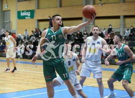 Basketball Zweite Liga 2021/2022. Grunddurchgang 12. Runde.  Woerthersee Piraten gegen KOS Celovec.  Grega Sajevic (KOS). Klagenfurt, am 8.1.2022. 
Foto: Kuess
www.qspictures.net

---
pressefotos, pressefotografie, kuess, qs, qspictures, sport, bild, bilder, bilddatenbank
