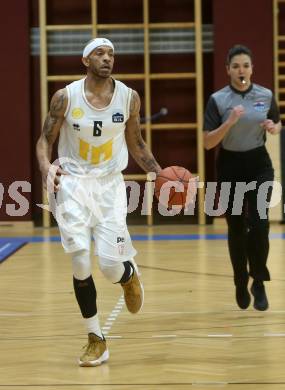 Basketball Zweite Liga 2021/2022. Grunddurchgang 12. Runde.  Woerthersee Piraten gegen KOS Celovec.  Shawn Ray (Piraten). Klagenfurt, am 8.1.2022. 
Foto: Kuess
www.qspictures.net

---
pressefotos, pressefotografie, kuess, qs, qspictures, sport, bild, bilder, bilddatenbank