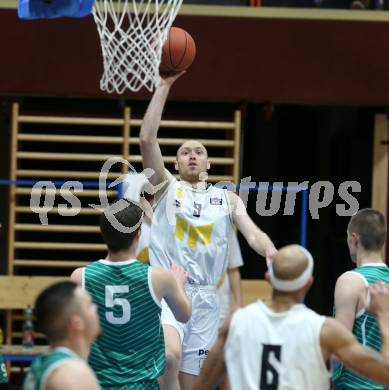 Basketball Zweite Liga 2021/2022. Grunddurchgang 12. Runde.  Woerthersee Piraten gegen KOS Celovec. Sead Mulalic  (Piraten). Klagenfurt, am 8.1.2022. 
Foto: Kuess
www.qspictures.net

---
pressefotos, pressefotografie, kuess, qs, qspictures, sport, bild, bilder, bilddatenbank