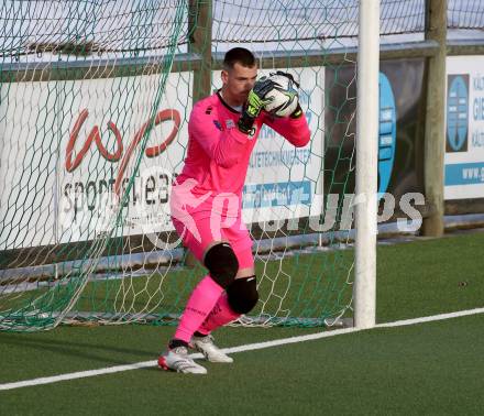 Fussball Testspiel. SK Austria Klagenfurt gegen NK Rogaska. Lennart Moser (Klagenfurt). Moosburg, am 22.1.2022.
Foto: Kuess
---
pressefotos, pressefotografie, kuess, qs, qspictures, sport, bild, bilder, bilddatenbank