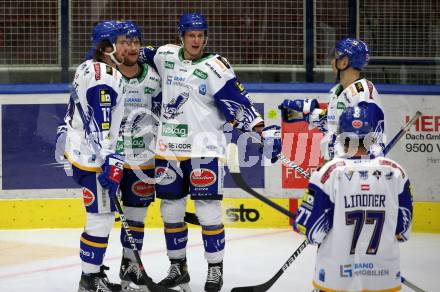 EBEL. Eishockey Bundesliga. VSV gegen Tesla Orli Znojmo. Torjubel John Hughes, Marco Richter, Chris Collins, Brett Flemming, Philipp Lindner  (VSV). Villach, am 2.2.2022.
Foto: Kuess
www.qspictures.net
---
pressefotos, pressefotografie, kuess, qs, qspictures, sport, bild, bilder, bilddatenbank