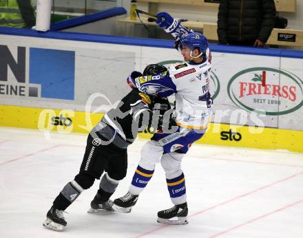EBEL. Eishockey Bundesliga. VSV gegen Dornbirn Bulldogs.  Felix Maxa,  (VSV),  Teemu Petteri Suhonen (Dornbirn). Villach, am 5.2.2022.
Foto: Kuess
www.qspictures.net
---
pressefotos, pressefotografie, kuess, qs, qspictures, sport, bild, bilder, bilddatenbank