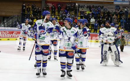 EBEL. Eishockey Bundesliga. VSV gegen Hydro Fehervar AV 19.  Maximilian Rebernig, Benjamin Lanzinger (VSV). Villach, am 6.2.2022.
Foto: Kuess
www.qspictures.net
---
pressefotos, pressefotografie, kuess, qs, qspictures, sport, bild, bilder, bilddatenbank