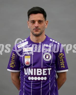 Fussball. Bundesliga. Austria Klagenfurt. Mannschaftsfototermin. Portrait. Darijo Pecirep. Klagenfurt, 10.2.2022.
Foto: Kuess
www.qspictures.net

---
pressefotos, pressefotografie, kuess, qs, qspictures, sport, bild, bilder, bilddatenbank