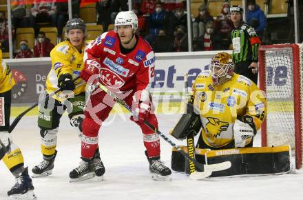 EBEL. Eishockey Bundesliga. KAC gegen	HC Pustertal Woelfe. Manuel Geier, (KAC), Vili Juhani Laitinen, Tomas Joshua Sholl   (Pustertal). Klagenfurt, am 13.2.2022.
Foto: Kuess
www.qspictures.net

---
pressefotos, pressefotografie, kuess, qs, qspictures, sport, bild, bilder, bilddatenbank