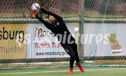 Fussball Bundesliga. Training SK Austria Klagenfurt.  Shaoziang Liu. Moosburg, am 19.2.2022.
Foto: Kuess
www.qspictures.net

---
pressefotos, pressefotografie, kuess, qs, qspictures, sport, bild, bilder, bilddatenbank