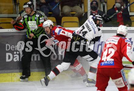 EBEL. Eishockey Bundesliga. KAC gegen	Tesla Orli Znojmo. Nicholas Eric Petersen,  (KAC), Ulf Alexander Younan  (Znojmo). Klagenfurt, am 18.2.2022.
Foto: Kuess
www.qspictures.net

---
pressefotos, pressefotografie, kuess, qs, qspictures, sport, bild, bilder, bilddatenbank