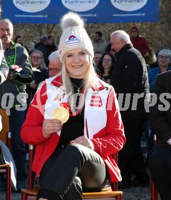Schi Alpin. Empfang Olympiasiegerin Katharina Truppe. Katharina Truppe. Latschach, Finkenstein, am 23.2.2022.
Foto: Kuess
www.qspictures.net
---
pressefotos, pressefotografie, kuess, qs, qspictures, sport, bild, bilder, bilddatenbank