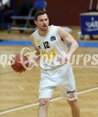 Basketball Zweite Liga 2021/2022. Grunddurchgang 18. Runde.  Woerthersee Piraten gegen 	BBU Salzburg.  Jan-Arne Apschner (Piraten). Klagenfurt, am 5.3.2022. 
Foto: Kuess
www.qspictures.net

---
pressefotos, pressefotografie, kuess, qs, qspictures, sport, bild, bilder, bilddatenbank