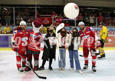 EBEL. Eishockey Bundesliga. KAC gegen	spusu Vienna Capitals. Spieler des Abends Thomas Koch, Steven Strong (KAC). Klagenfurt, am 11.3.2022.
Foto: Kuess
www.qspictures.net

---
pressefotos, pressefotografie, kuess, qs, qspictures, sport, bild, bilder, bilddatenbank
