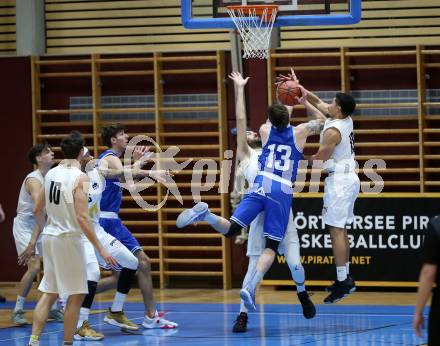 Basketball Zweite Liga 2021/2022. Grunddurchgang 16. Runde.  Woerthersee Piraten gegen Kufstein Towers. Simon Finzgar, Shawn Ray, Alen Repac, Marcus Holyfield (Piraten), Thomas Pirchner, Fabio Thaler   (Kufstein). Klagenfurt, am 20.3.2022. 
Foto: Kuess
www.qspictures.net

---
pressefotos, pressefotografie, kuess, qs, qspictures, sport, bild, bilder, bilddatenbank