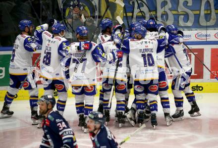 EBEL. Eishockey Bundesliga. VSV gegen Hydro Fehervar AV 19. Jubel  (VSV). Villach, am 24.3.2022.
Foto: Kuess
www.qspictures.net
---
pressefotos, pressefotografie, kuess, qs, qspictures, sport, bild, bilder, bilddatenbank