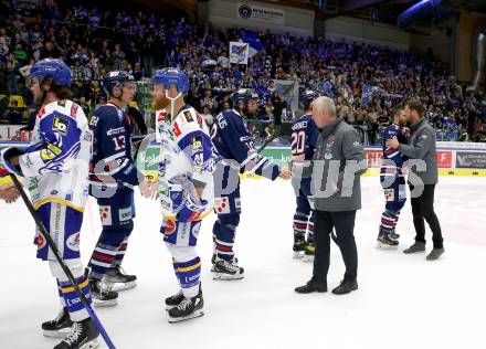 EBEL. Eishockey Bundesliga. VSV gegen Hydro Fehervar AV 19.  Jamie Fraser, Trainer Rob Daum (VSV). Villach, am 1.4.2022.
Foto: Kuess
www.qspictures.net
---
pressefotos, pressefotografie, kuess, qs, qspictures, sport, bild, bilder, bilddatenbank