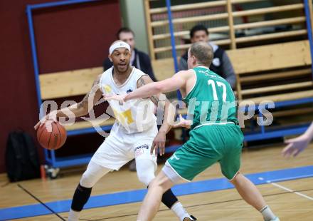 Basketball Zweite Liga 2021/2022. Playdown 1.  Woerthersee Piraten gegen Future Team Steiermark. Shawn Ray  (Piraten), David Voetsch (Steiermark). Klagenfurt, am 3.4.2022. 
Foto: Kuess
www.qspictures.net

---
pressefotos, pressefotografie, kuess, qs, qspictures, sport, bild, bilder, bilddatenbank