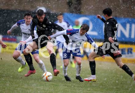 Fussball Regionalliga. Treibach gegen Spittal.  David Armin Hude (Treibach), Seid Zukic  (Spittal). Treibach, 2.4.2022.
Foto: Kuess
---
pressefotos, pressefotografie, kuess, qs, qspictures, sport, bild, bilder, bilddatenbank
