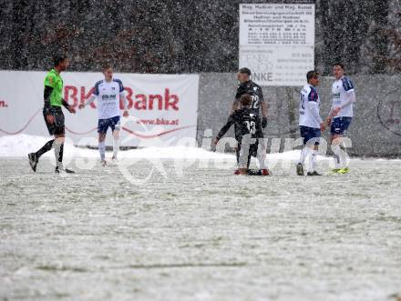 Fussball Regionalliga. Treibach gegen Spittal. Schneewetter. Treibach, 2.4.2022.
Foto: Kuess
---
pressefotos, pressefotografie, kuess, qs, qspictures, sport, bild, bilder, bilddatenbank
