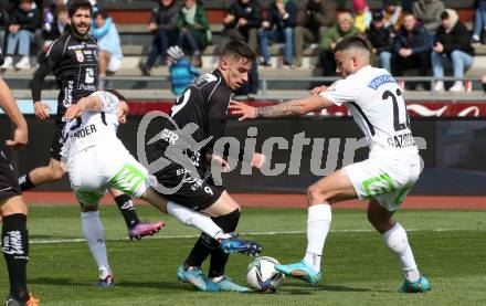 Fussball Bundesliga. Meistergruppe. WAC gegen SK Puntigamer Sturm Graz.  Dario Vizinger, (WAC),  Stefan Hierlaender, Jusuf Gazibegovic  (Graz). Wolfsberg, am 3.4.2022.
Foto: Kuess
www.qspictures.net
---
pressefotos, pressefotografie, kuess, qs, qspictures, sport, bild, bilder, bilddatenbank