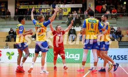 Volleyball. Austrian Volley League Men. SK Zadruga Aich/Dob gegen VCA Amstetten NOE. Jubel  (Aich). Bleiburg, 2.4.2022.
Foto: Kuess
www.qspictures.net
---
pressefotos, pressefotografie, kuess, qs, qspictures, sport, bild, bilder, bilddatenbank