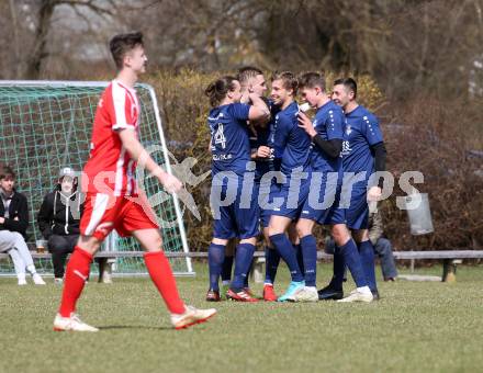 Fussball. 1. Klasse B. Rothenthurn gegen Velden.  Torjubel Dardan Kameraj
  (Velden).  Rothenthurn, 3.4.2022.
Foto: Kuess
---
pressefotos, pressefotografie, kuess, qs, qspictures, sport, bild, bilder, bilddatenbank