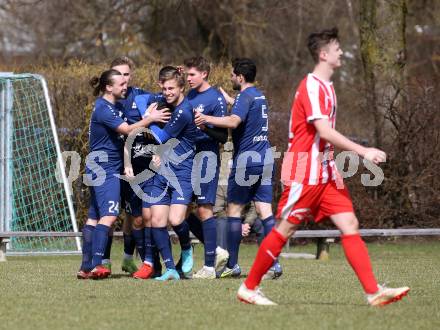 Fussball. 1. Klasse B. Rothenthurn gegen Velden.  Torjubel Dardan Kameraj
  (Velden).  Rothenthurn, 3.4.2022.
Foto: Kuess
---
pressefotos, pressefotografie, kuess, qs, qspictures, sport, bild, bilder, bilddatenbank