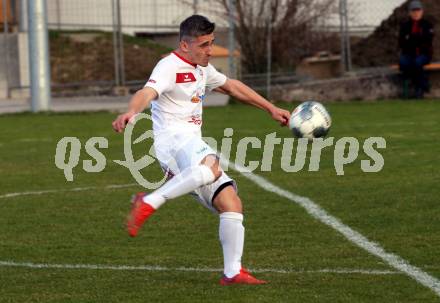 Fussball Karntner Liga. St. Jakob gegen Maria Saal.  Ilias Chaschmagamadov  (Maria Saal). St. Jakob im Rosental, am 8.4.2022.
Foto: Kuess
---
pressefotos, pressefotografie, kuess, qs, qspictures, sport, bild, bilder, bilddatenbank