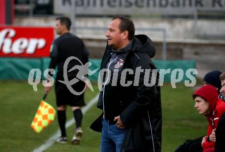 Fussball Karntner Liga. St. Jakob gegen Maria Saal. Trainer Alexander Suppantschitsch  (St. Jakob). St. Jakob im Rosental, am 8.4.2022.
Foto: Kuess
---
pressefotos, pressefotografie, kuess, qs, qspictures, sport, bild, bilder, bilddatenbank