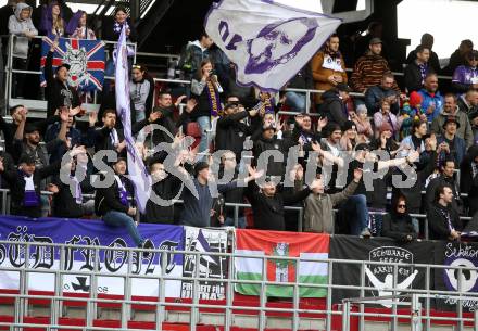 Fussball Bundesliga. SK Austria Klagenfurt gegen Red Bull Salzburg.   Fans (Klagenfurt). Klagenfurt, am 10.4.2022.
Foto: Kuess
---
pressefotos, pressefotografie, kuess, qs, qspictures, sport, bild, bilder, bilddatenbank