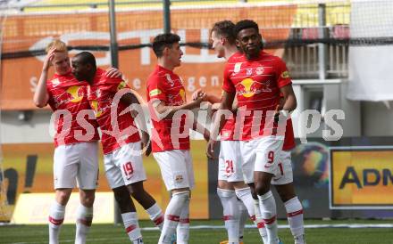 Fussball Bundesliga. SK Austria Klagenfurt gegen Red Bull Salzburg.   Torjubel   (Salzburg). Klagenfurt, am 10.4.2022.
Foto: Kuess
---
pressefotos, pressefotografie, kuess, qs, qspictures, sport, bild, bilder, bilddatenbank