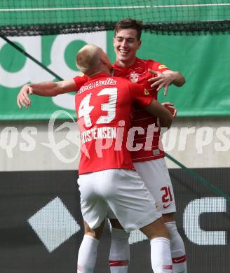 Fussball Bundesliga. SK Austria Klagenfurt gegen Red Bull Salzburg.   Torjubel Luka Sucic, Rasmus Nissen Kristensen, (Salzburg). Klagenfurt, am 10.4.2022.
Foto: Kuess
---
pressefotos, pressefotografie, kuess, qs, qspictures, sport, bild, bilder, bilddatenbank