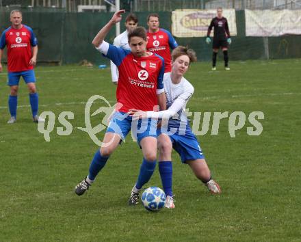 Fussball. 2. Klasse C.  Frantschach gegen Kraig.  Patrick Michael Zuber (Frantschach),   Fabian Lerchbaumer (Kraig). Frantschach, 10.4.2022.
Foto: Kuess 
---
pressefotos, pressefotografie, kuess, qs, qspictures, sport, bild, bilder, bilddatenbank