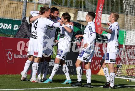 Fussball Bundesliga. Meistergruppe. WAC gegen Austria Klagenfurt. Torjubel Florian Jaritz, Markus Pink, Patrick Greil, Alex Timossi Andersson, Till Schumacher, Christopher Cvetko   (Klagenfurt). Wolfsberg, am 17.4.2022.
Foto: Kuess
www.qspictures.net
---
pressefotos, pressefotografie, kuess, qs, qspictures, sport, bild, bilder, bilddatenbank