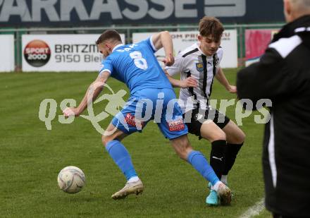 Fussball Kaerntner Liga. Bleiburg gegen SAK.  Marcel Moertl (Bleiburg),    Kristjan Sredojevic (SAK). Bleiburg, 16.4.2022.
Foto: Kuess
---
pressefotos, pressefotografie, kuess, qs, qspictures, sport, bild, bilder, bilddatenbank