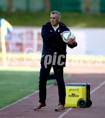 Fussball Bundesliga. Meistergruppe. WAC gegen Austria Klagenfurt. Trainer Robin Dutt (WAC). Wolfsberg, am 17.4.2022.
Foto: Kuess
www.qspictures.net
---
pressefotos, pressefotografie, kuess, qs, qspictures, sport, bild, bilder, bilddatenbank