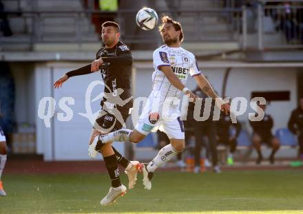 Fussball Bundesliga. Meistergruppe. WAC gegen Austria Klagenfurt. Tai Baribo,  (WAC), Maximiliano Moreira Romero  (Klagenfurt). Wolfsberg, am 17.4.2022.
Foto: Kuess
www.qspictures.net
---
pressefotos, pressefotografie, kuess, qs, qspictures, sport, bild, bilder, bilddatenbank
