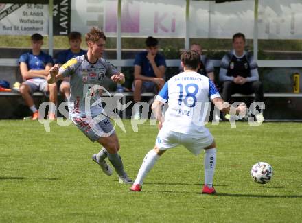 Fussball. Regionalliga. WAC Amateure gegen Treibach. Timo Altersberger (WAC Amat.),  David Armin Hude (Treibach). St. Andrae, 30.4.2022.
Foto: Kuess
www.qspictures.net
---
pressefotos, pressefotografie, kuess, qs, qspictures, sport, bild, bilder, bilddatenbank