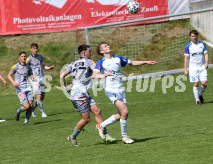 Fussball. Regionalliga. WAC Amateure gegen Treibach. Joshua Janos Gregor Steiger (WAC Amat.), Lukas Maximilian Pippan  (Treibach). St. Andrae, 30.4.2022.
Foto: Kuess
www.qspictures.net
---
pressefotos, pressefotografie, kuess, qs, qspictures, sport, bild, bilder, bilddatenbank