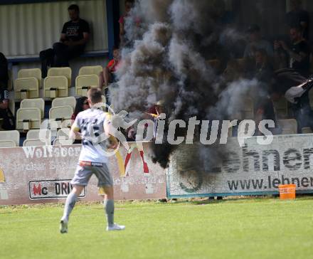 Fussball. Regionalliga. WAC Amateure gegen Treibach. Fans. St. Andrae, 30.4.2022.
Foto: Kuess
www.qspictures.net
---
pressefotos, pressefotografie, kuess, qs, qspictures, sport, bild, bilder, bilddatenbank