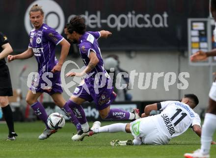 Fussball Bundesliga. Play-off. SK Austria Klagenfurt gegen SK Sturm Graz.  Maximiliano Moreira Romero, (Klagenfurt), Manprit Sarkaria   (Graz). Klagenfurt, am 8.5.2022.
Foto: Kuess
www.qspictures.net
---
pressefotos, pressefotografie, kuess, qs, qspictures, sport, bild, bilder, bilddatenbank