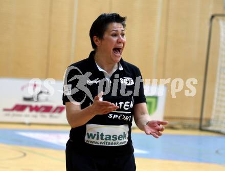 Handball Frauen. SC witasek Ferlach/Feldkirchen gegen WAT Atzgersdorf. Trainerin Iva Kanjugovic (Ferlach/Feldkirchen). Ferlach, am 11.5.2022.
Foto: Kuess
---
pressefotos, pressefotografie, kuess, qs, qspictures, sport, bild, bilder, bilddatenbank