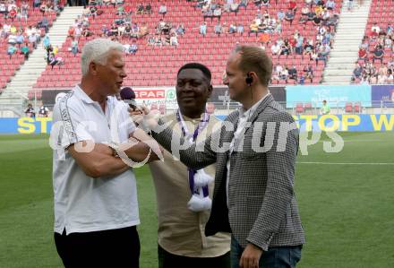 Fussball Bundesliga. Play-off. SK Austria Klagenfurt gegen FK Austria Wien.  Anton Toni Polster, Kasim Ramadhani, Christian Rosenzopf (Klagenfurt). Klagenfurt, am 15.5.2022.
Foto: Kuess
www.qspictures.net
---
pressefotos, pressefotografie, kuess, qs, qspictures, sport, bild, bilder, bilddatenbank