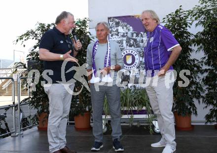 Fussball Bundesliga. Play-off. SK Austria Klagenfurt gegen FK Austria Wien.  Legendentreffen.   Willi Haslitzer, Franz Hasil, Helmut Koenig . Klagenfurt, am 15.5.2022.
Foto: Kuess
www.qspictures.net
---
pressefotos, pressefotografie, kuess, qs, qspictures, sport, bild, bilder, bilddatenbank