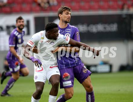 Fussball Bundesliga. Play-off. SK Austria Klagenfurt gegen FK Austria Wien.  Thorsten Mahrer,  (Klagenfurt), Noah Ohio  (Wien). Klagenfurt, am 15.5.2022.
Foto: Kuess
www.qspictures.net
---
pressefotos, pressefotografie, kuess, qs, qspictures, sport, bild, bilder, bilddatenbank