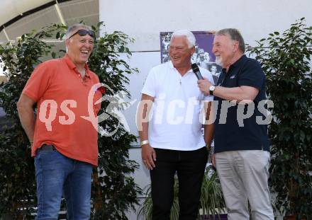 Fussball Bundesliga. Play-off. SK Austria Klagenfurt gegen FK Austria Wien.  Legendentreffen.    Felix Gassellich, Anton Toni Polster, Willi Haslitzer. Klagenfurt, am 15.5.2022.
Foto: Kuess
www.qspictures.net
---
pressefotos, pressefotografie, kuess, qs, qspictures, sport, bild, bilder, bilddatenbank