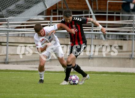 Fussball. Kaerntner Liga. Admira Villach gegen Maria Saal.  Dejan Kecanovic (Admira Villach),  Aljaz Pavlin  (Maria Saal). Villach, 14.5.2022.
Foto: Kuess
---
pressefotos, pressefotografie, kuess, qs, qspictures, sport, bild, bilder, bilddatenbank