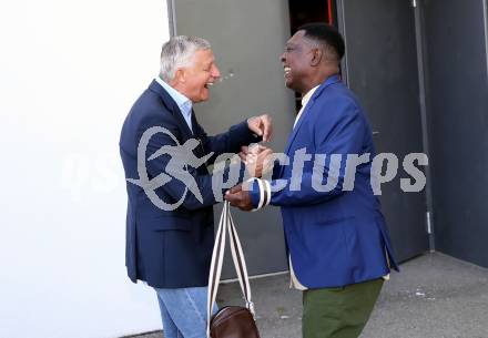 Fussball Bundesliga. Play-off. SK Austria Klagenfurt gegen FK Austria Wien.  Legendentreffen. Davor Hrstic, Kasim Ramadhani. Klagenfurt, am 15.5.2022.
Foto: Kuess
www.qspictures.net
---
pressefotos, pressefotografie, kuess, qs, qspictures, sport, bild, bilder, bilddatenbank