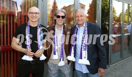 Fussball Bundesliga. Play-off. SK Austria Klagenfurt gegen FK Austria Wien.  Legendentreffen.    Ewald Tuermer, Franz Oberacher, Davor Hrstic. Klagenfurt, am 15.5.2022.
Foto: Kuess
www.qspictures.net
---
pressefotos, pressefotografie, kuess, qs, qspictures, sport, bild, bilder, bilddatenbank