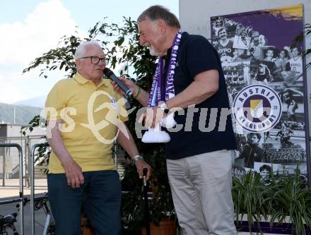Fussball Bundesliga. Play-off. SK Austria Klagenfurt gegen FK Austria Wien.  Legendentreffen.   Johann Isopp, Willi Haslitzer . Klagenfurt, am 15.5.2022.
Foto: Kuess
www.qspictures.net
---
pressefotos, pressefotografie, kuess, qs, qspictures, sport, bild, bilder, bilddatenbank